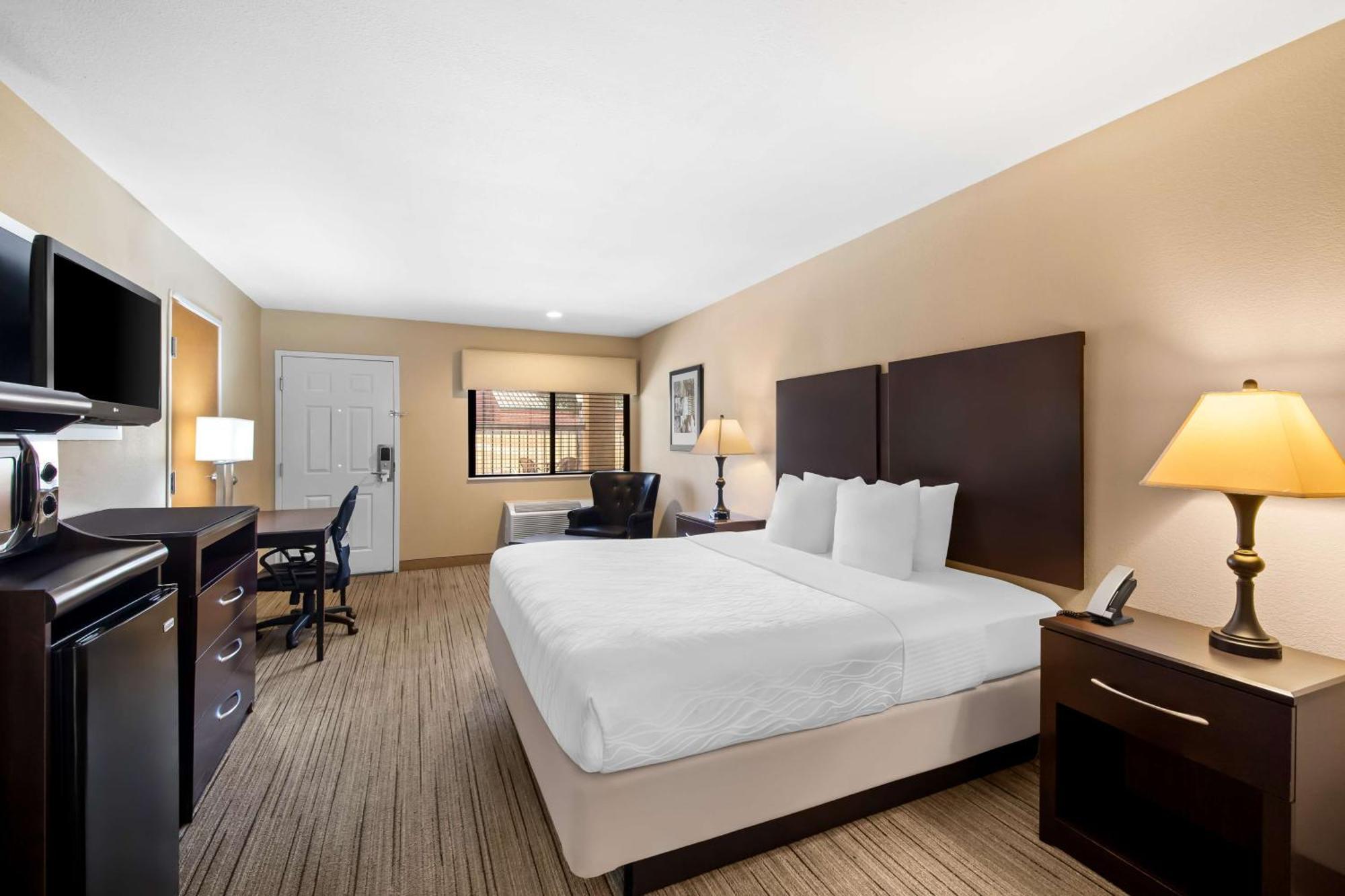 סידר פארק Best Western Cedar Inn מראה חיצוני תמונה